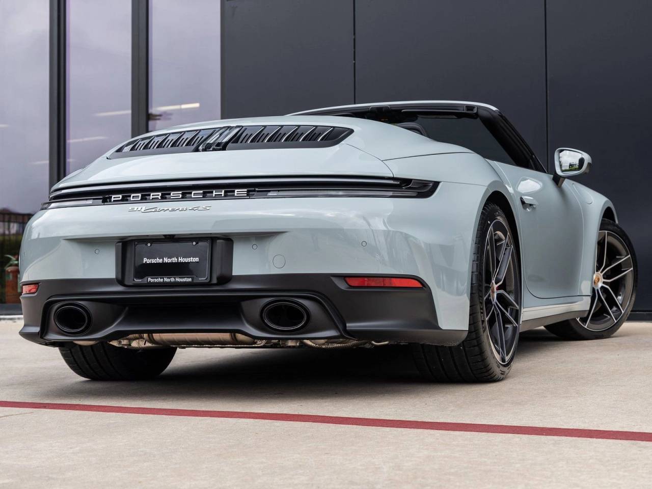 2026 Porsche 911 Carrera 4S Cabriolet