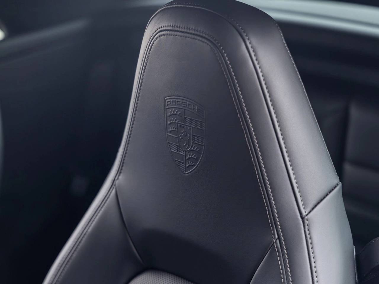 2026 Porsche 911 Carrera 4S Cabriolet