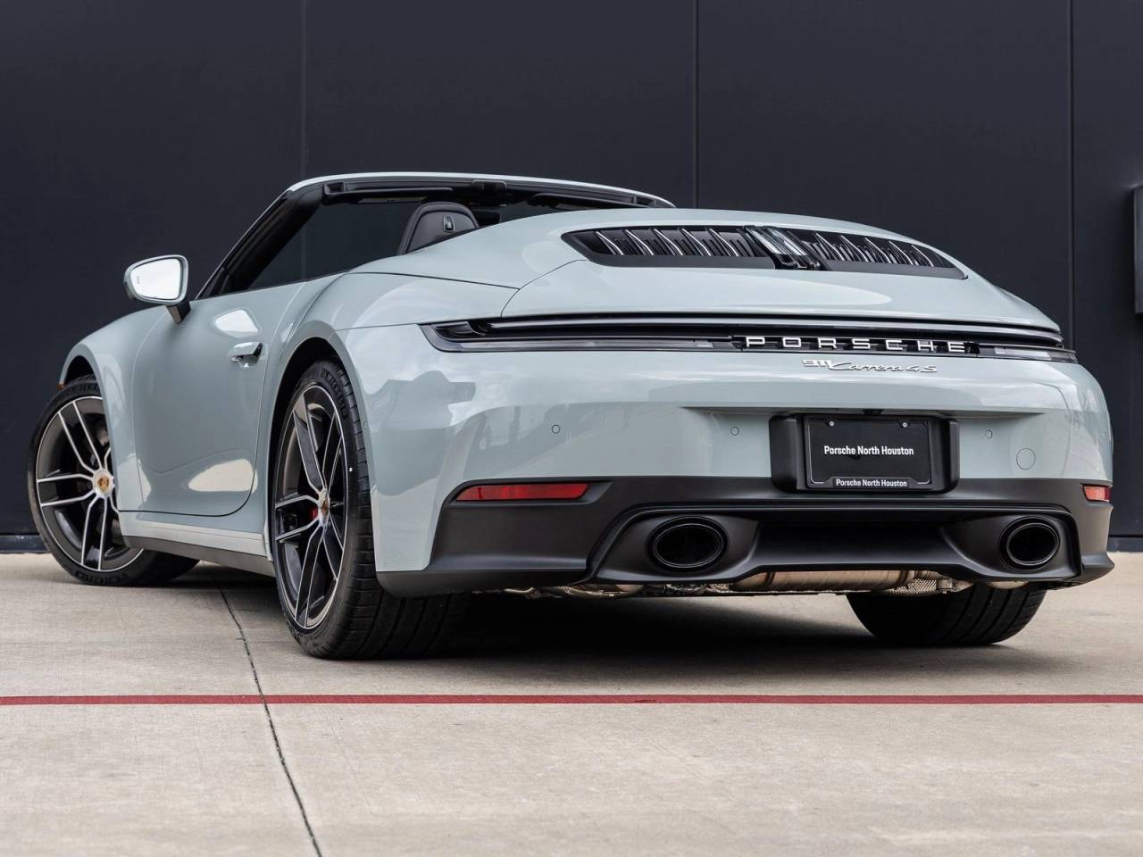 2026 Porsche 911 Carrera 4S Cabriolet