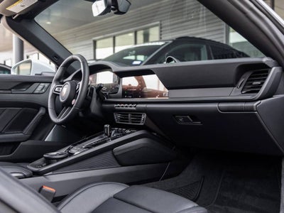 2026 Porsche 911 Carrera 4S Cabriolet