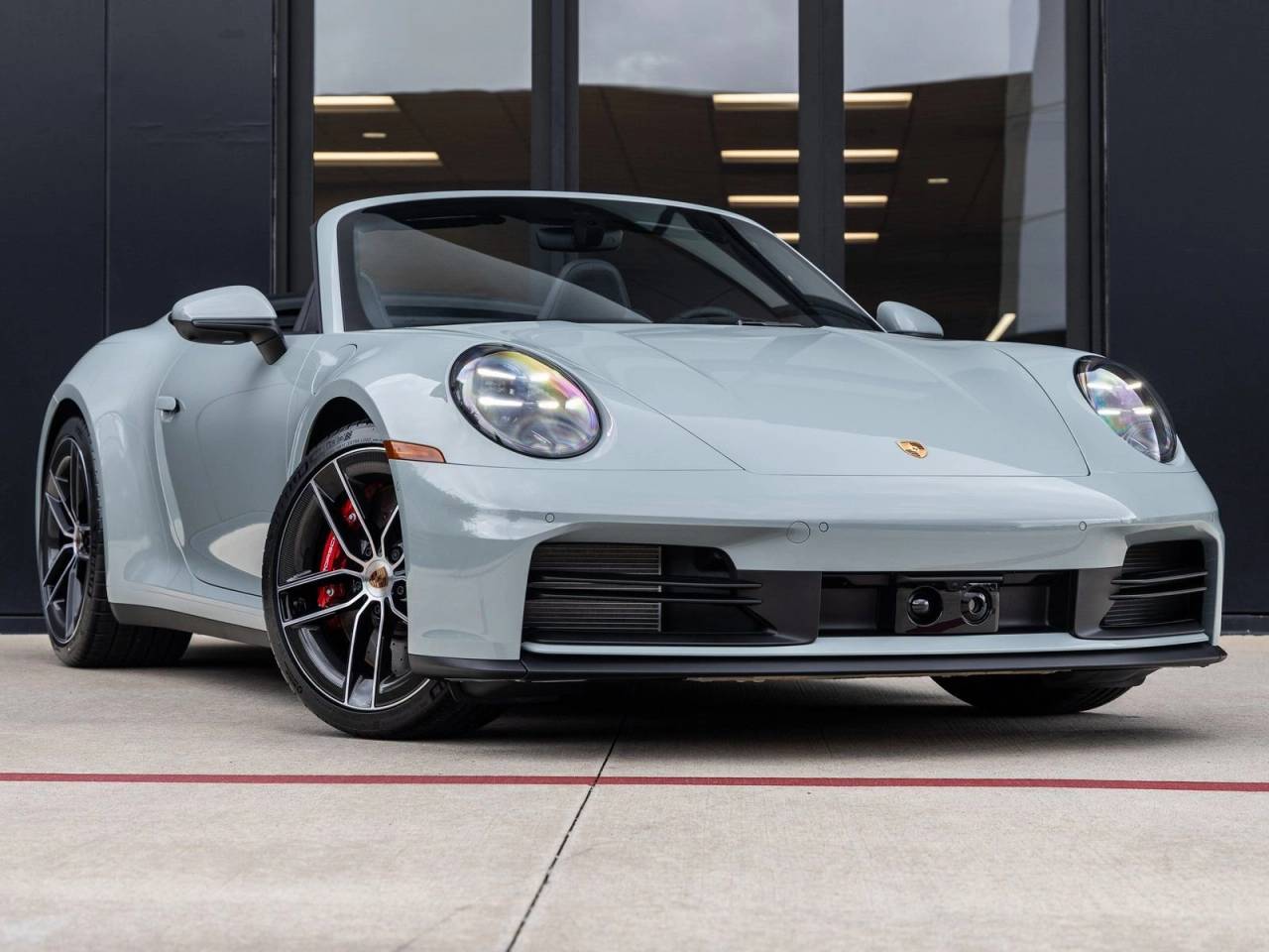 2026 Porsche 911 Carrera 4S Cabriolet