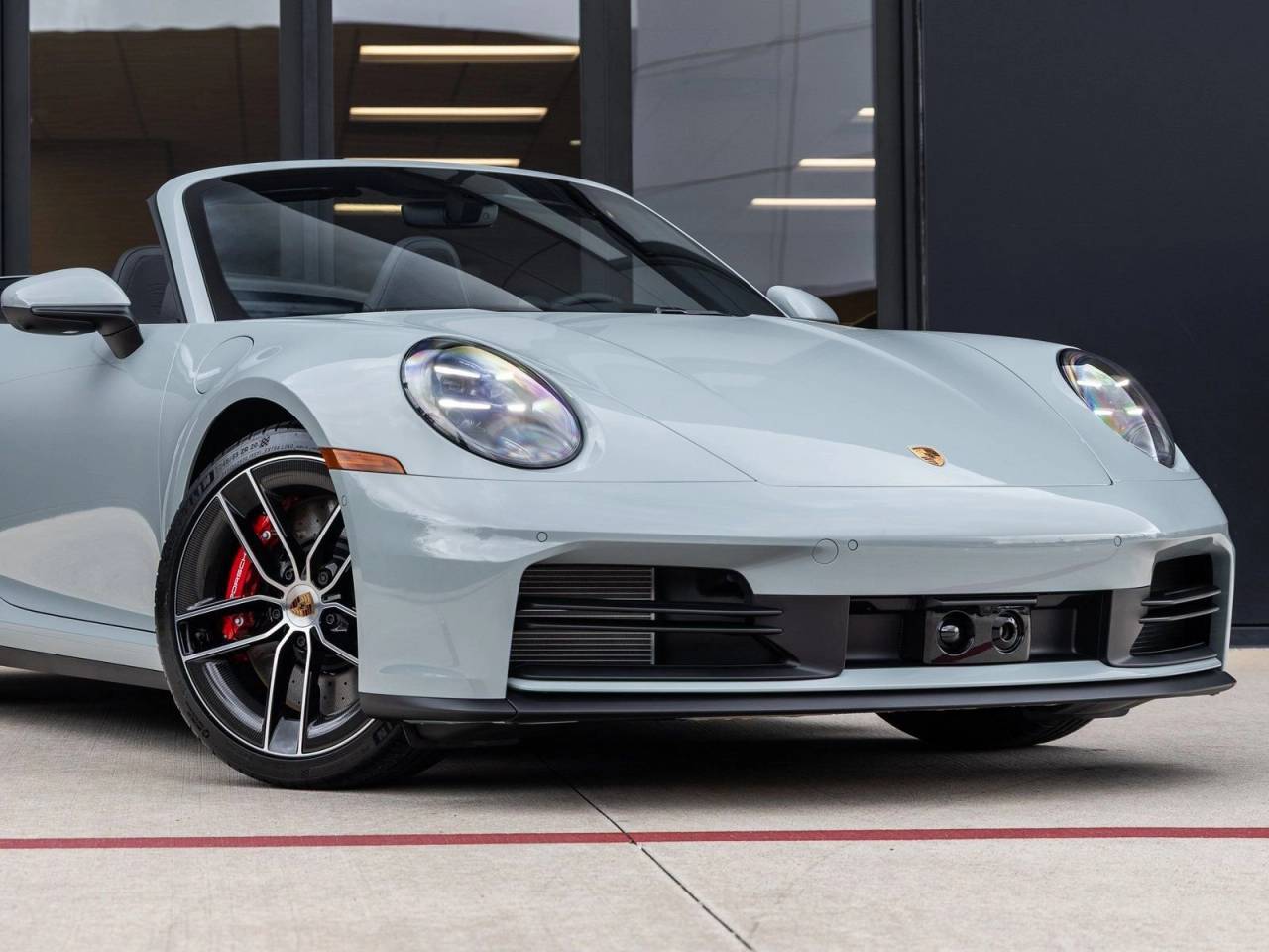 2026 Porsche 911 Carrera 4S Cabriolet