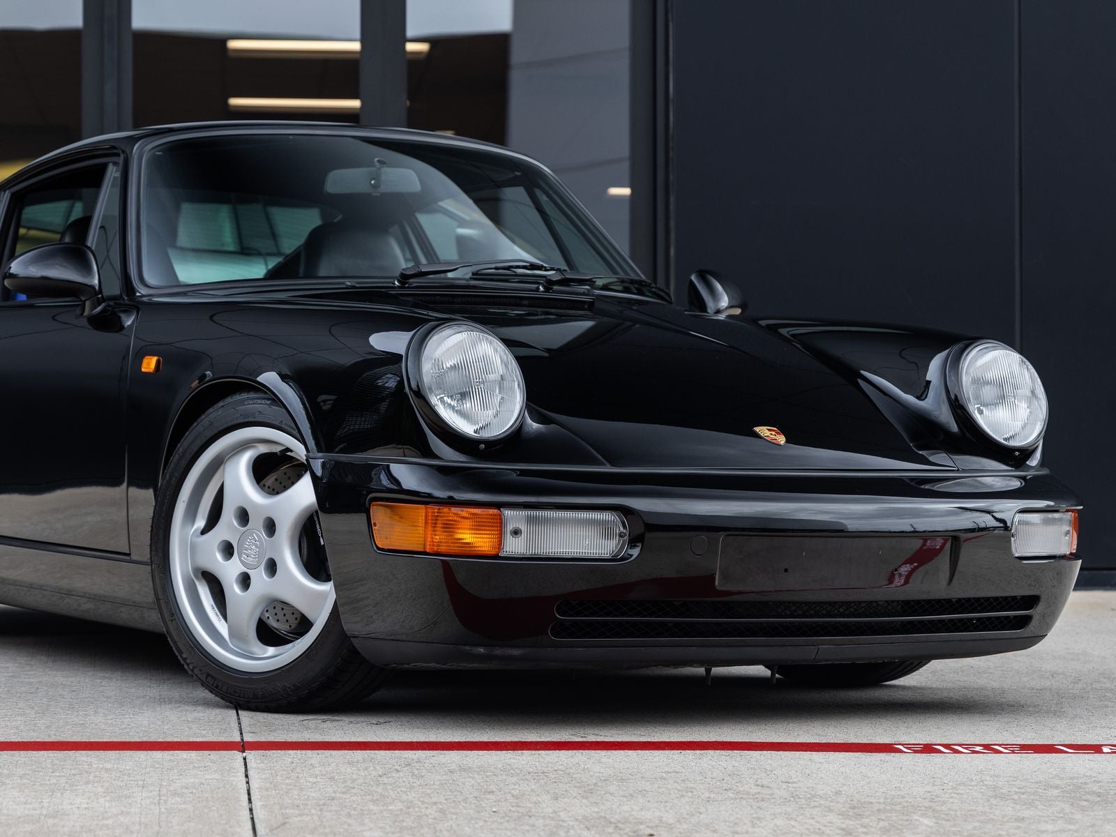 1992 Porsche 911 Carrera 2