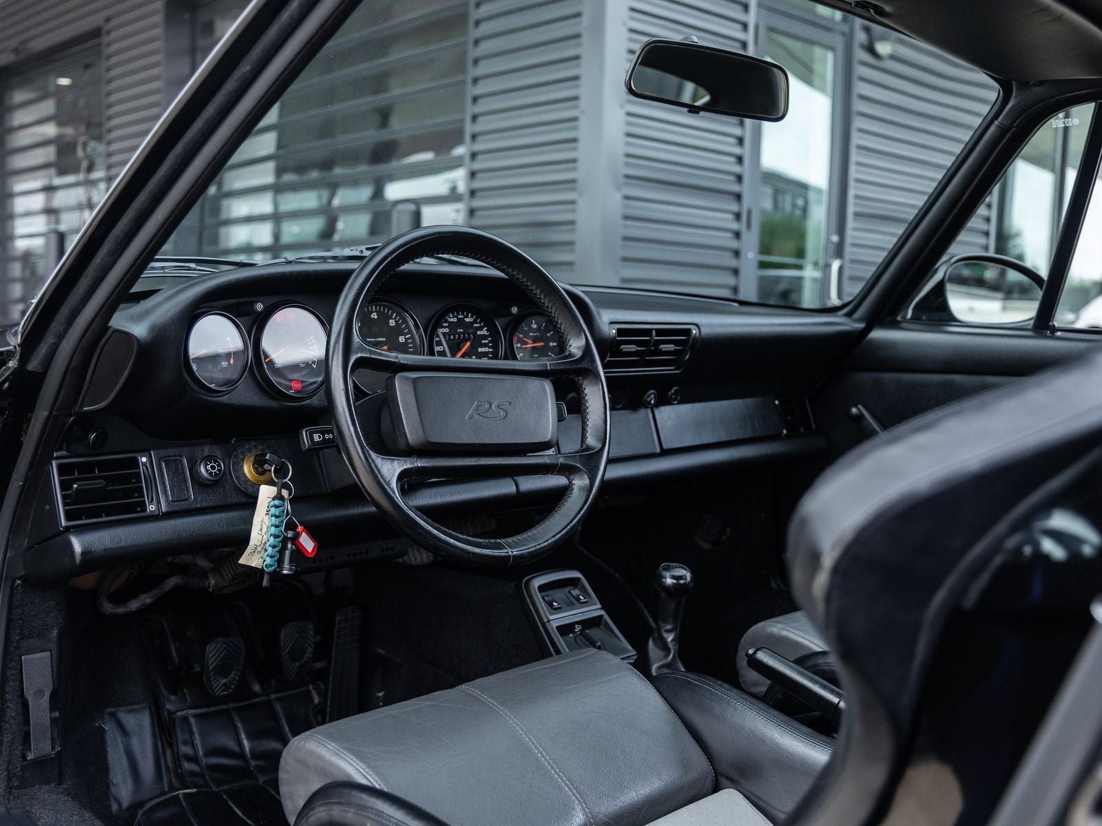 1992 Porsche 911 Carrera 2