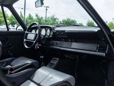 1992 Porsche 911 Carrera 2