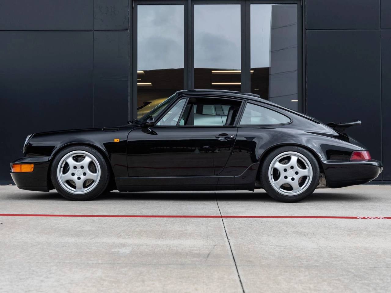 1992 Porsche 911 Carrera 2