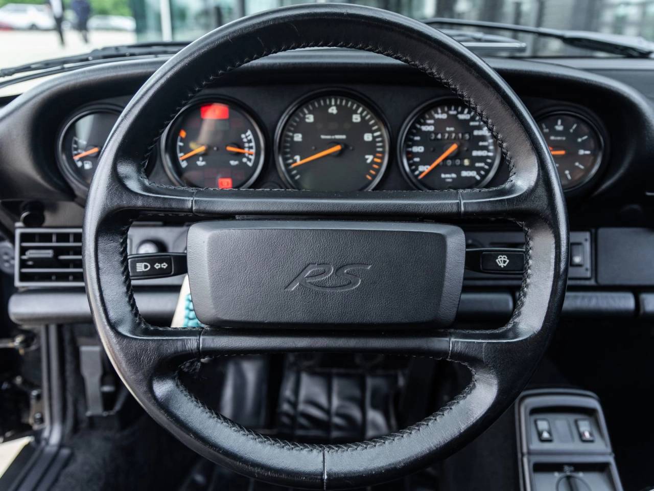 1992 Porsche 911 Carrera 2