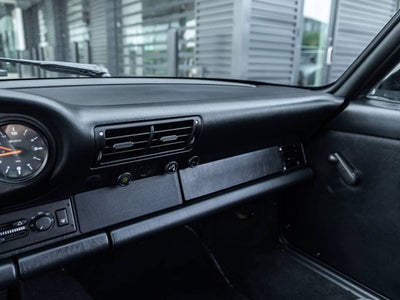 1992 Porsche 911 Carrera 2