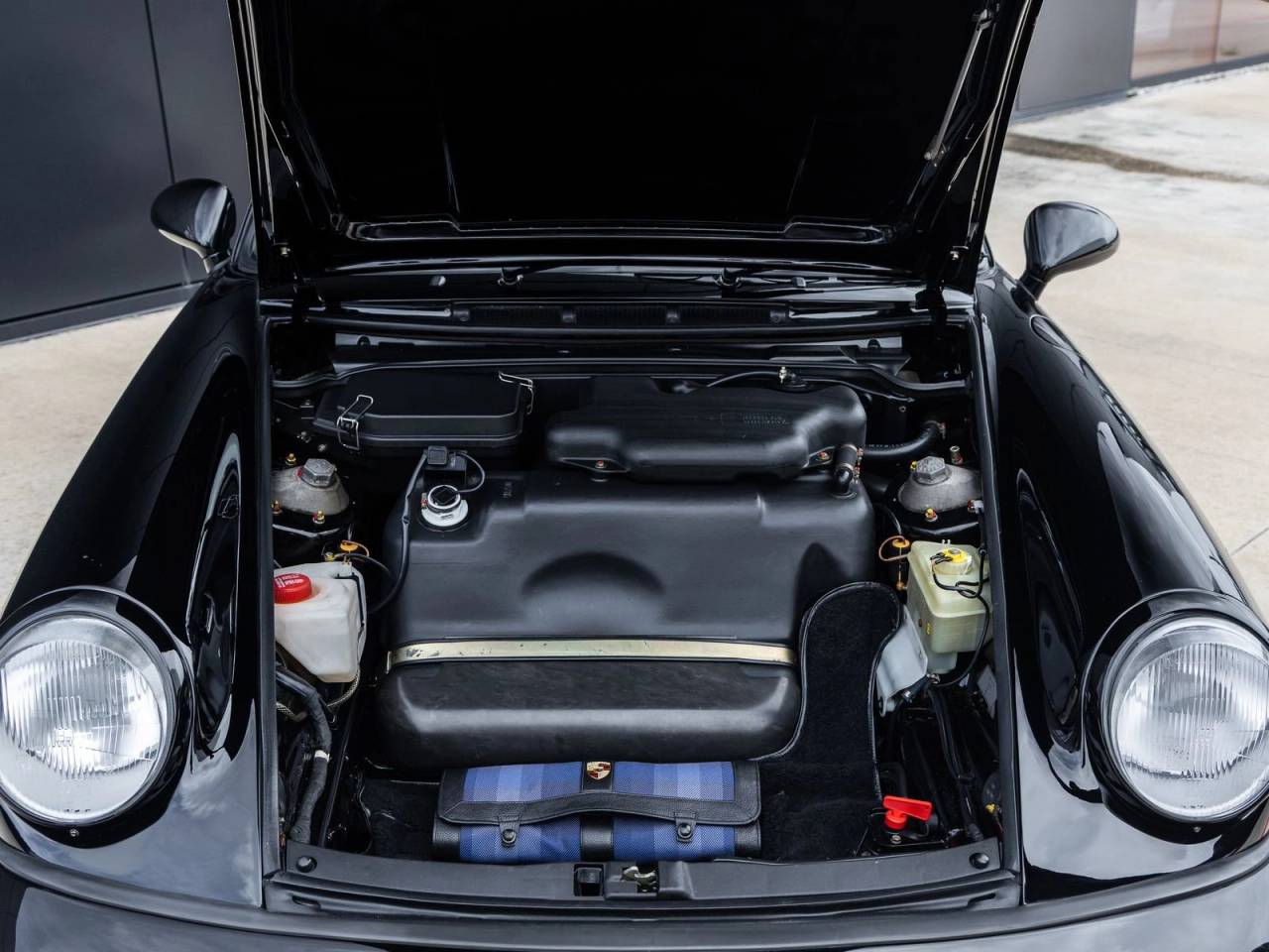 1992 Porsche 911 Carrera 2