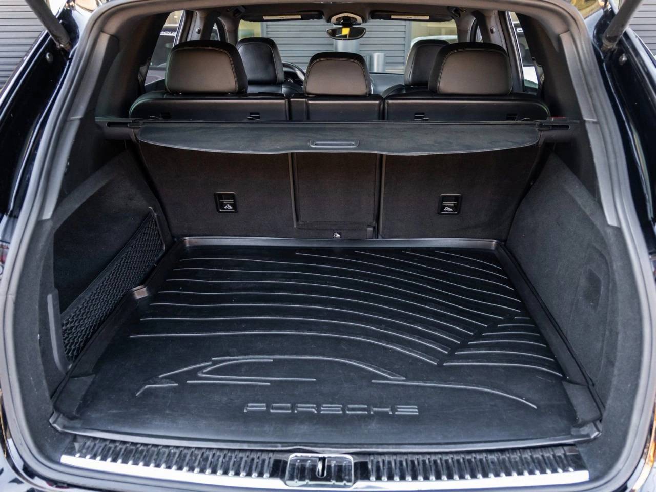 2018 Porsche Cayenne Cayenne