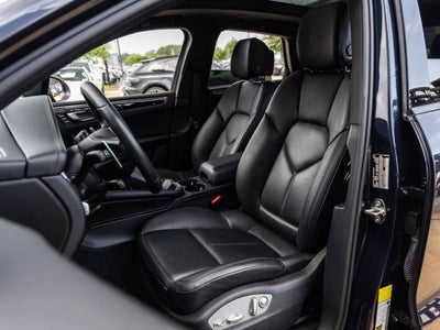 2023 Porsche Macan T