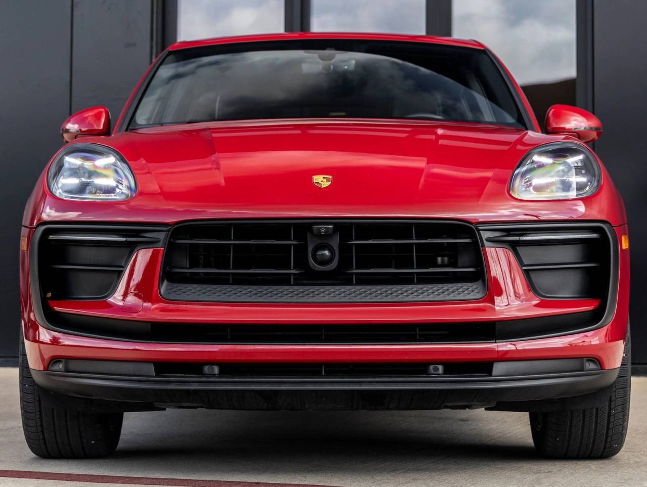 2024 Porsche Macan AWD