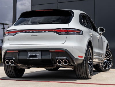 2026 Porsche Macan Base
