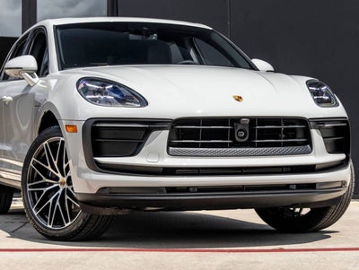 2026 Porsche Macan AWD