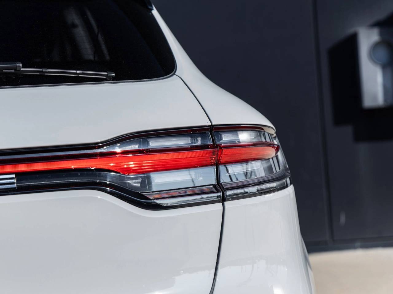 2026 Porsche Macan AWD