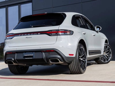 2026 Porsche Macan AWD