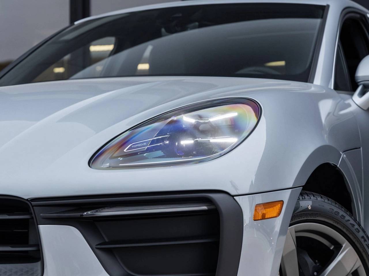 2026 Porsche Macan Macan
