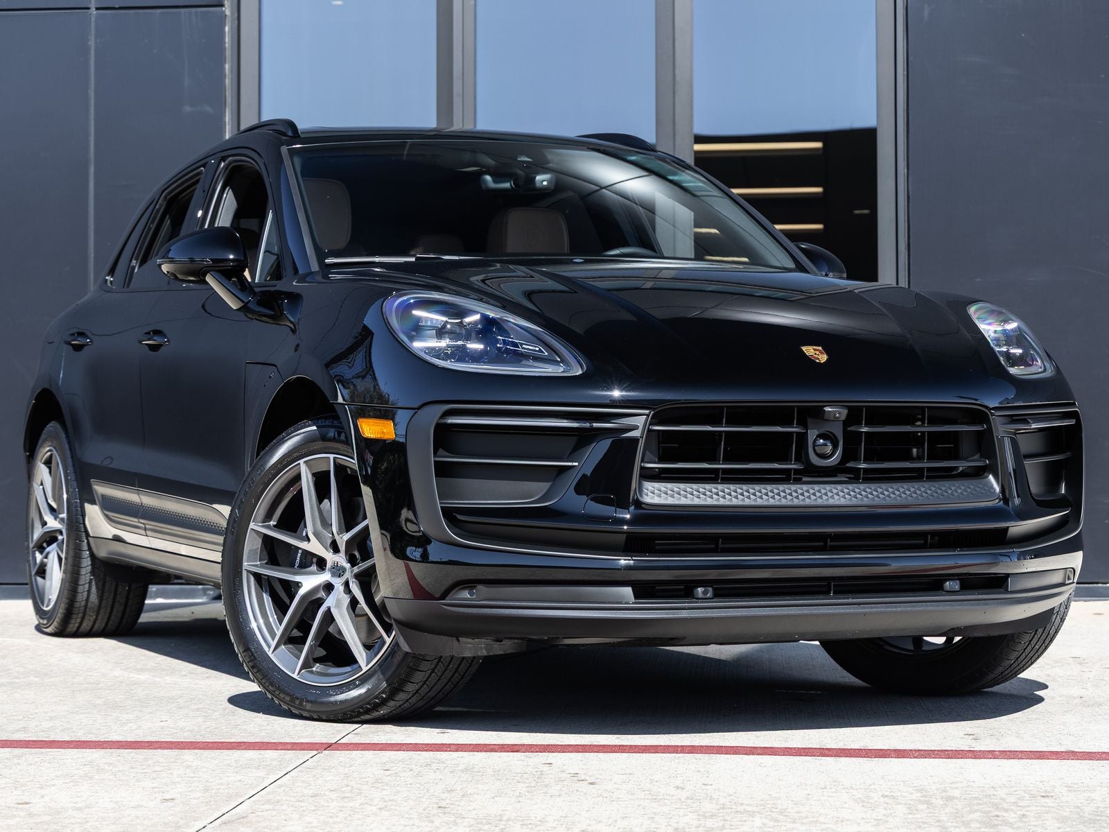 2026 Porsche Macan Base