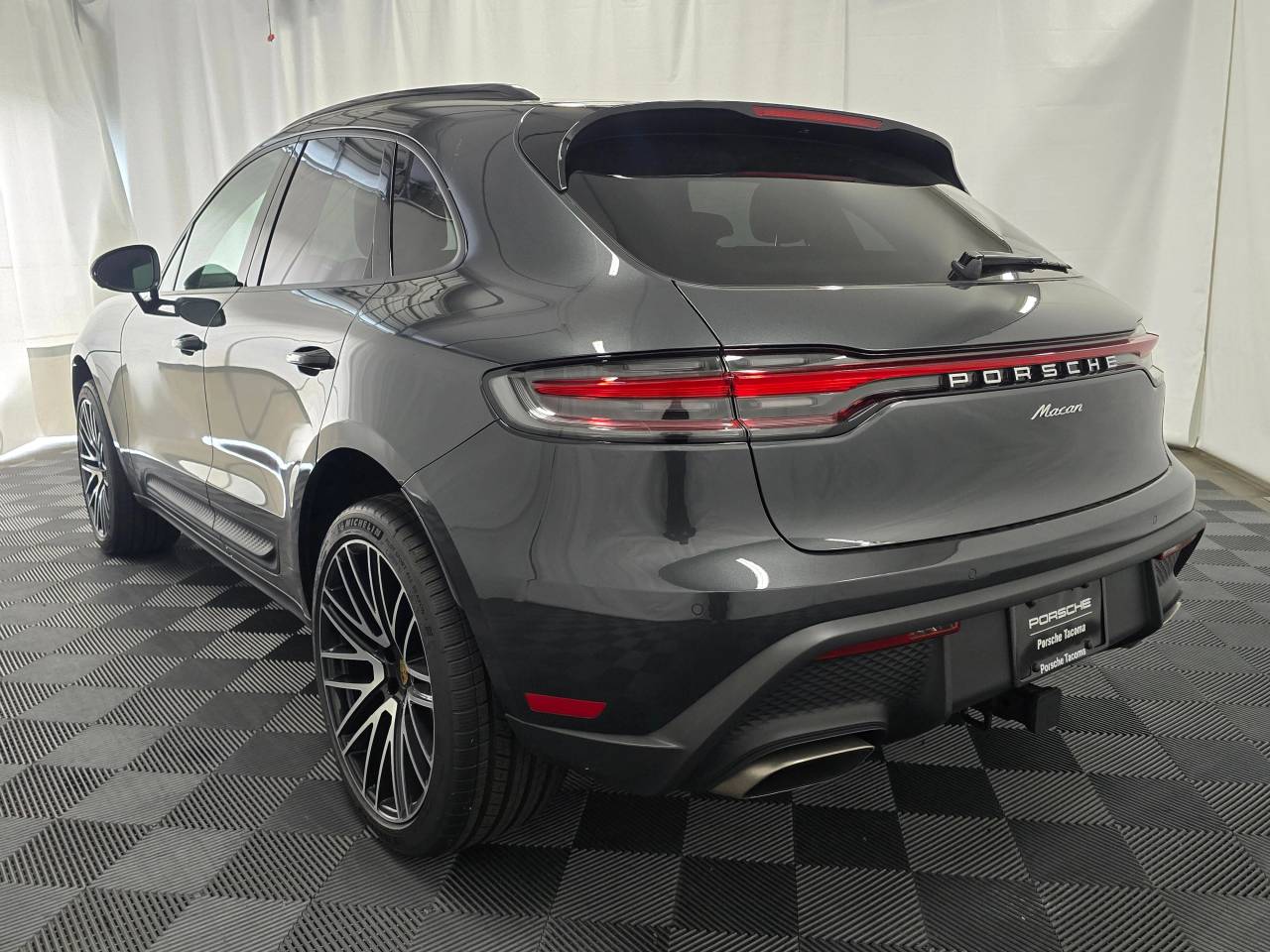2026 Porsche Macan Macan