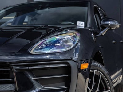 2026 Porsche Macan Macan