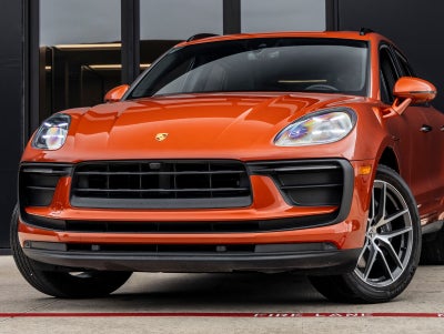 2022 Porsche Macan Macan
