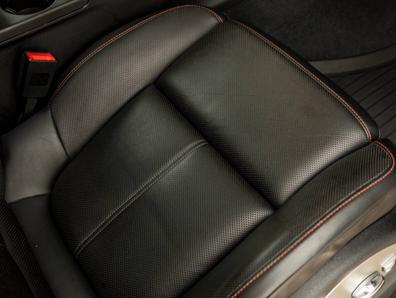 2022 Porsche Macan Macan