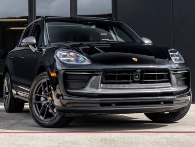 2023 Porsche Macan T