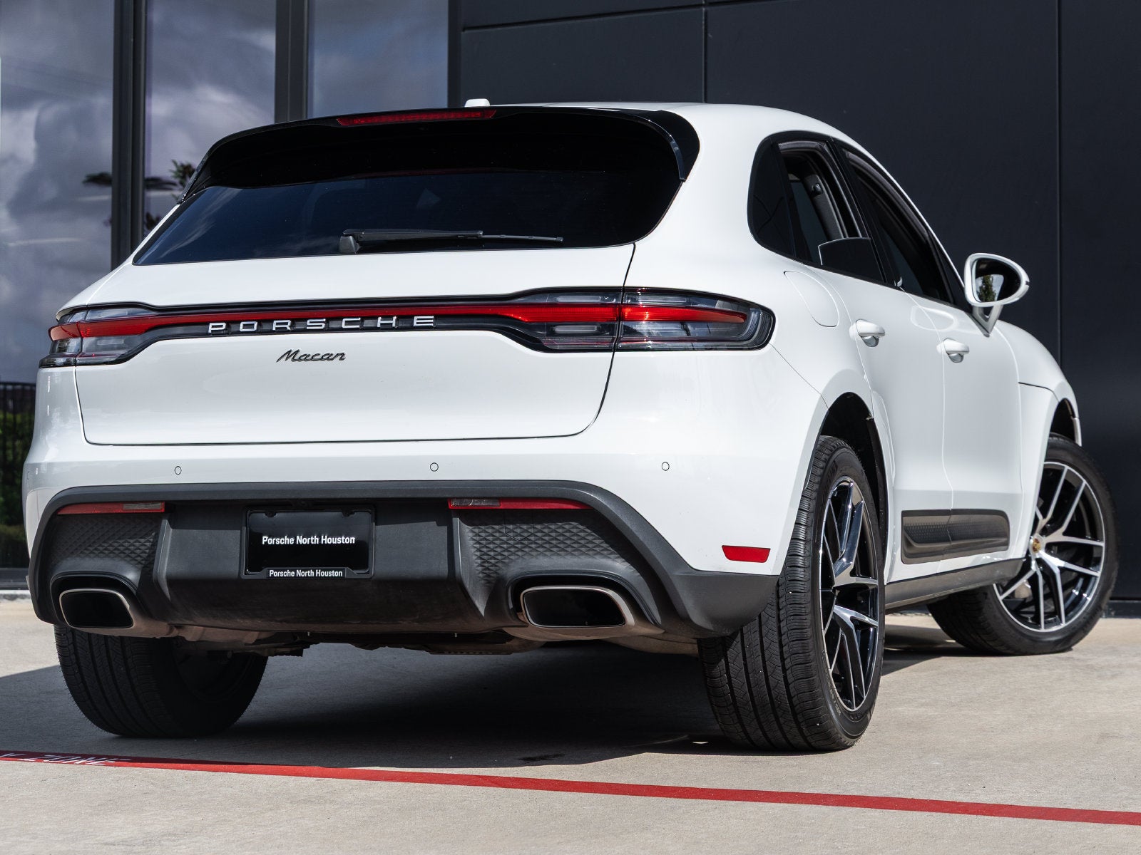 2025 Porsche Macan Macan
