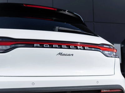 2025 Porsche Macan Macan