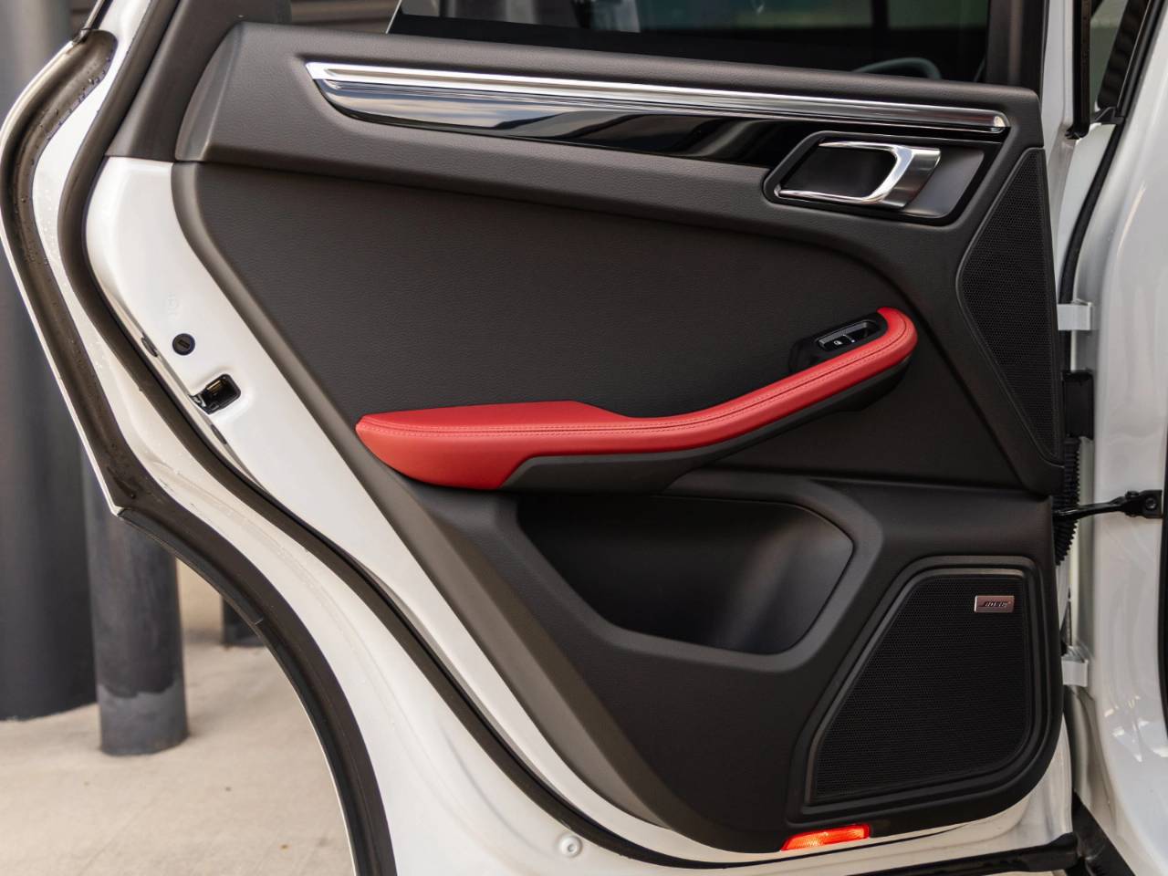 2025 Porsche Macan Macan