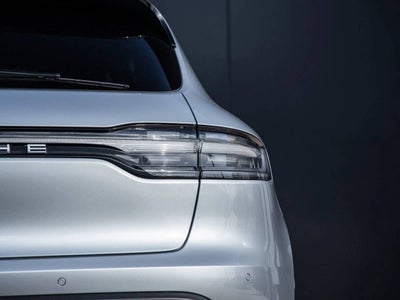 2026 Porsche Macan Macan