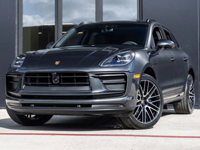 2026 Porsche Macan AWD