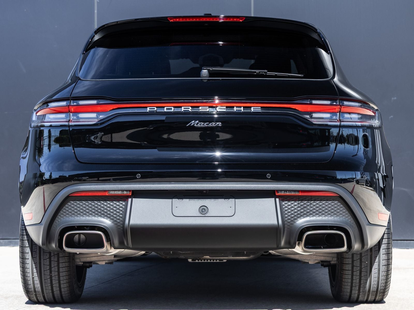 2026 Porsche Macan Base