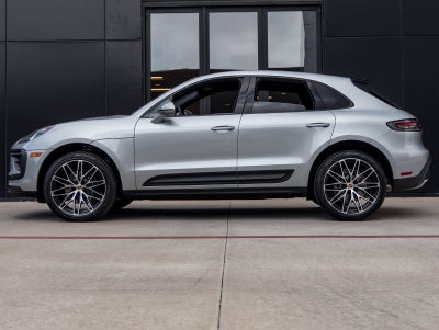 2026 Porsche Macan Macan