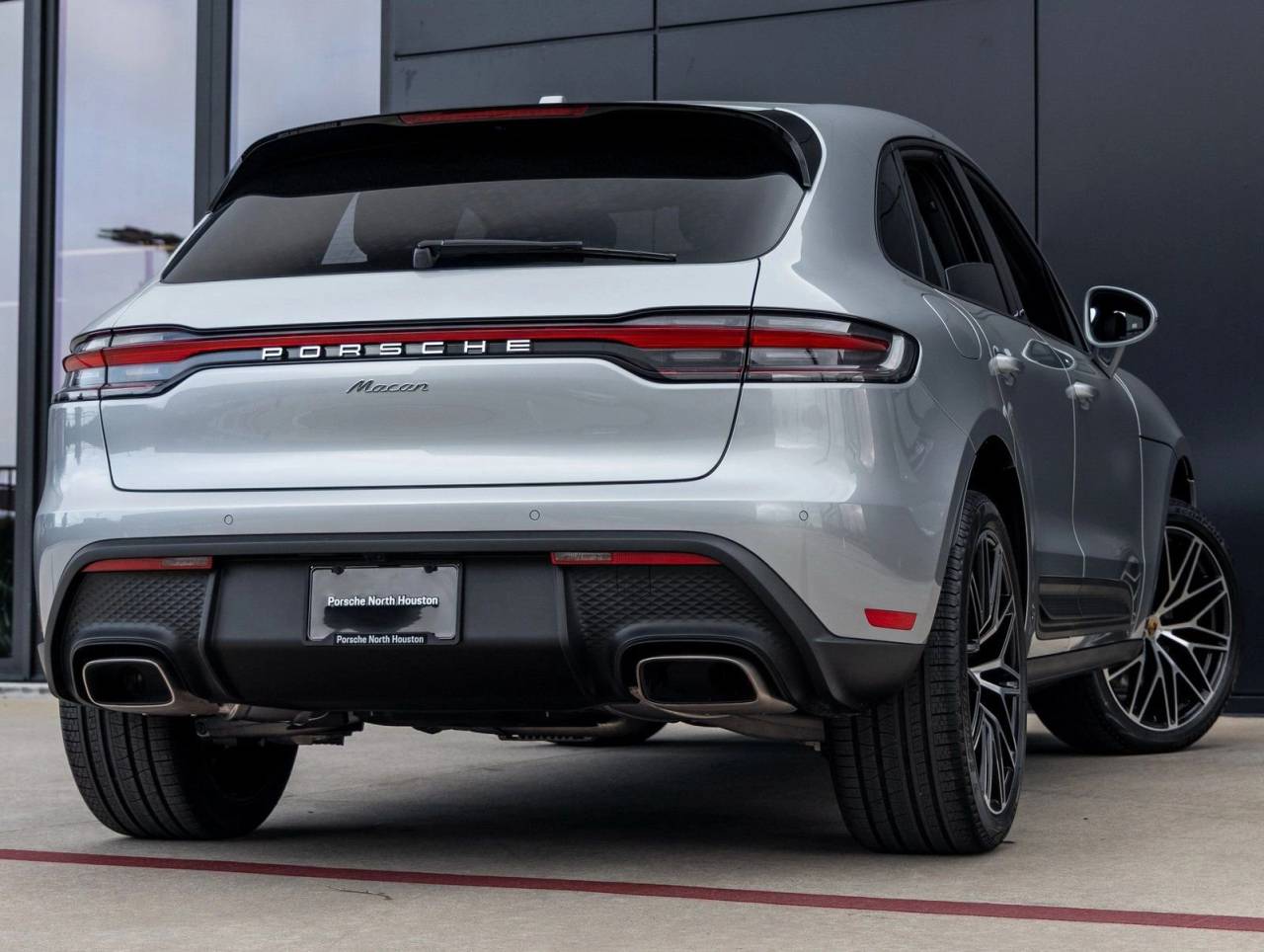 2026 Porsche Macan Macan