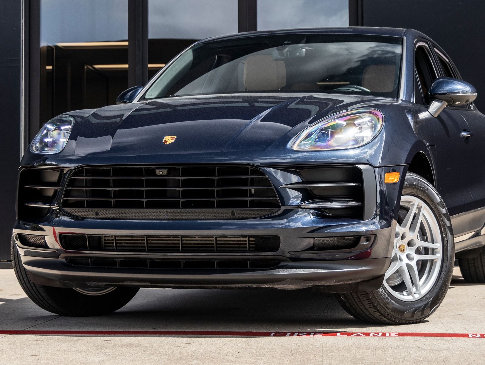 2021 Porsche Macan Macan