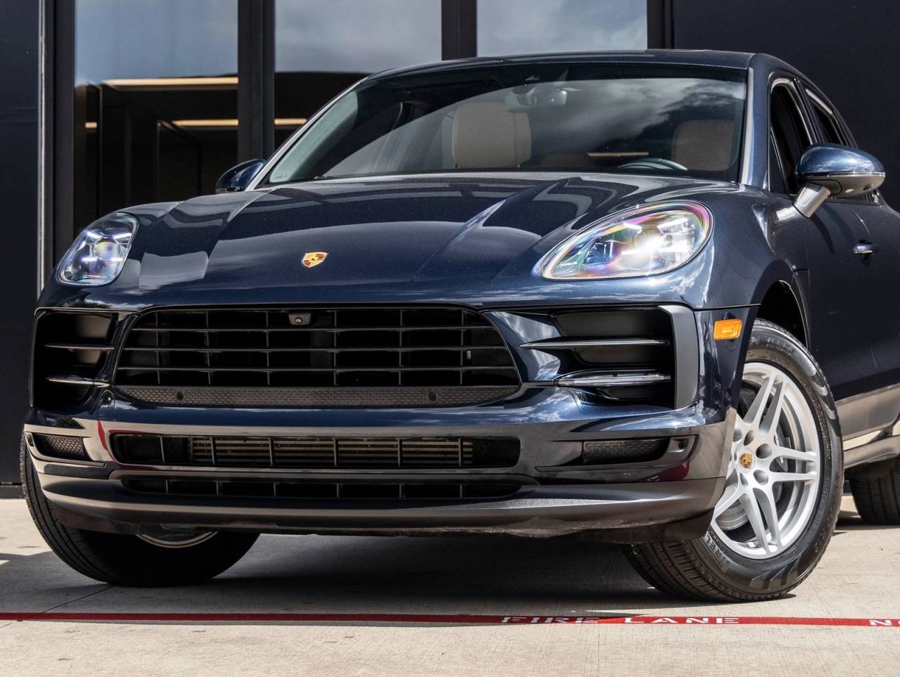 2021 Porsche Macan Macan