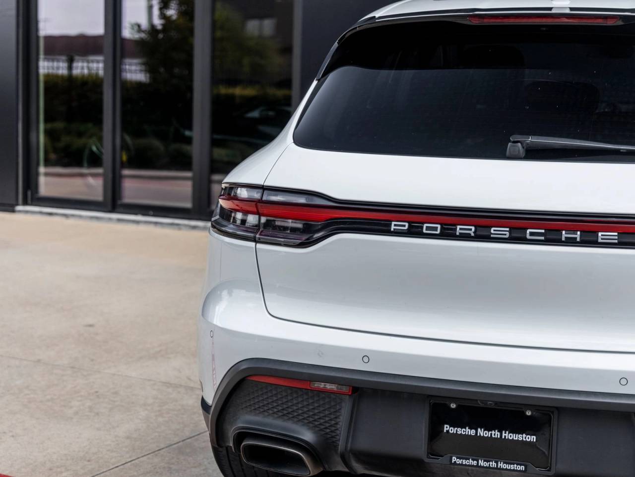 2023 Porsche Macan Macan (MY23)
