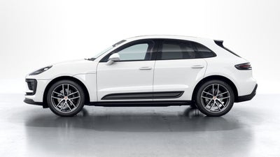 2023 Porsche Macan Base