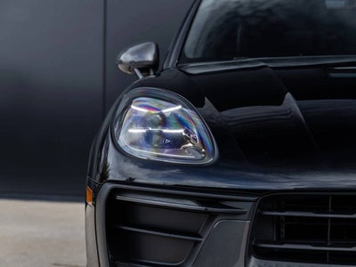 2023 Porsche Macan Macan T (MY23)