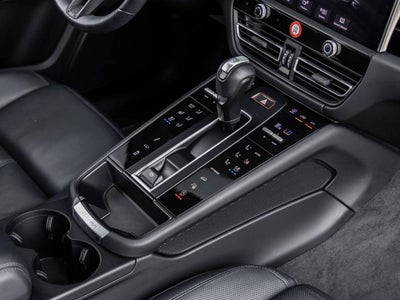 2023 Porsche Macan Macan T (MY23)