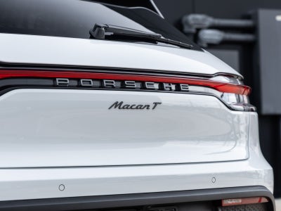 2023 Porsche Macan T