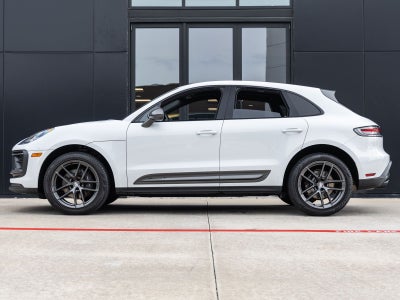 2023 Porsche Macan T