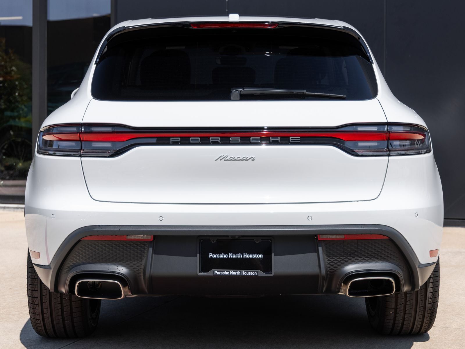 2026 Porsche Macan AWD