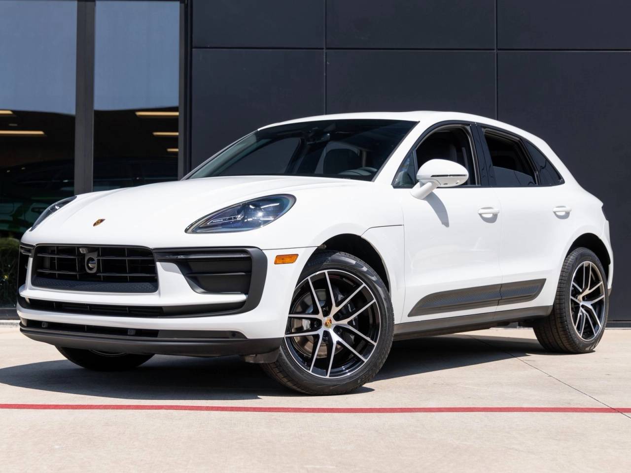 2026 Porsche Macan Macan
