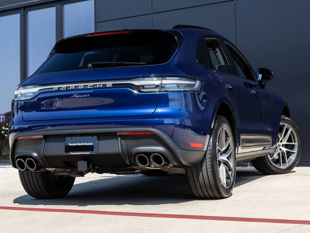 2026 Porsche Macan AWD