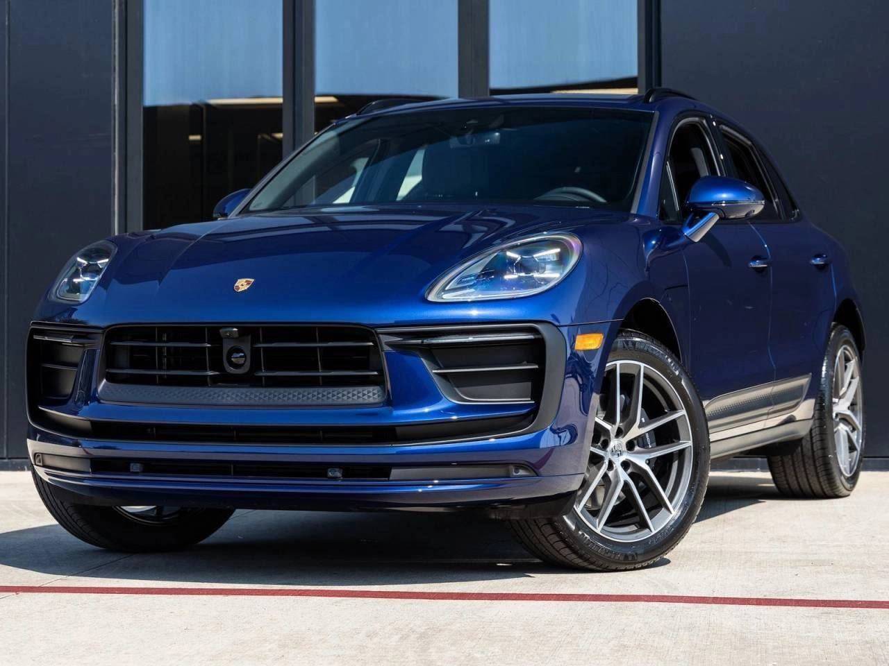 2026 Porsche Macan AWD