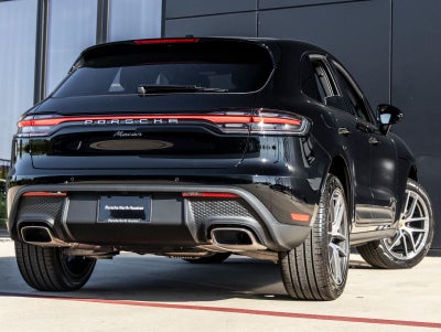 2026 Porsche Macan AWD