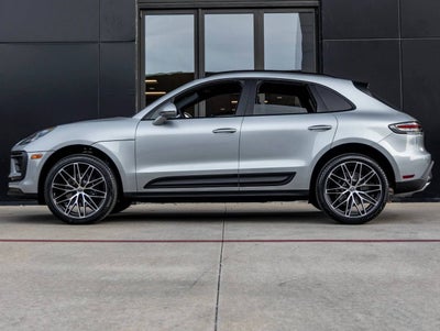 2026 Porsche Macan AWD