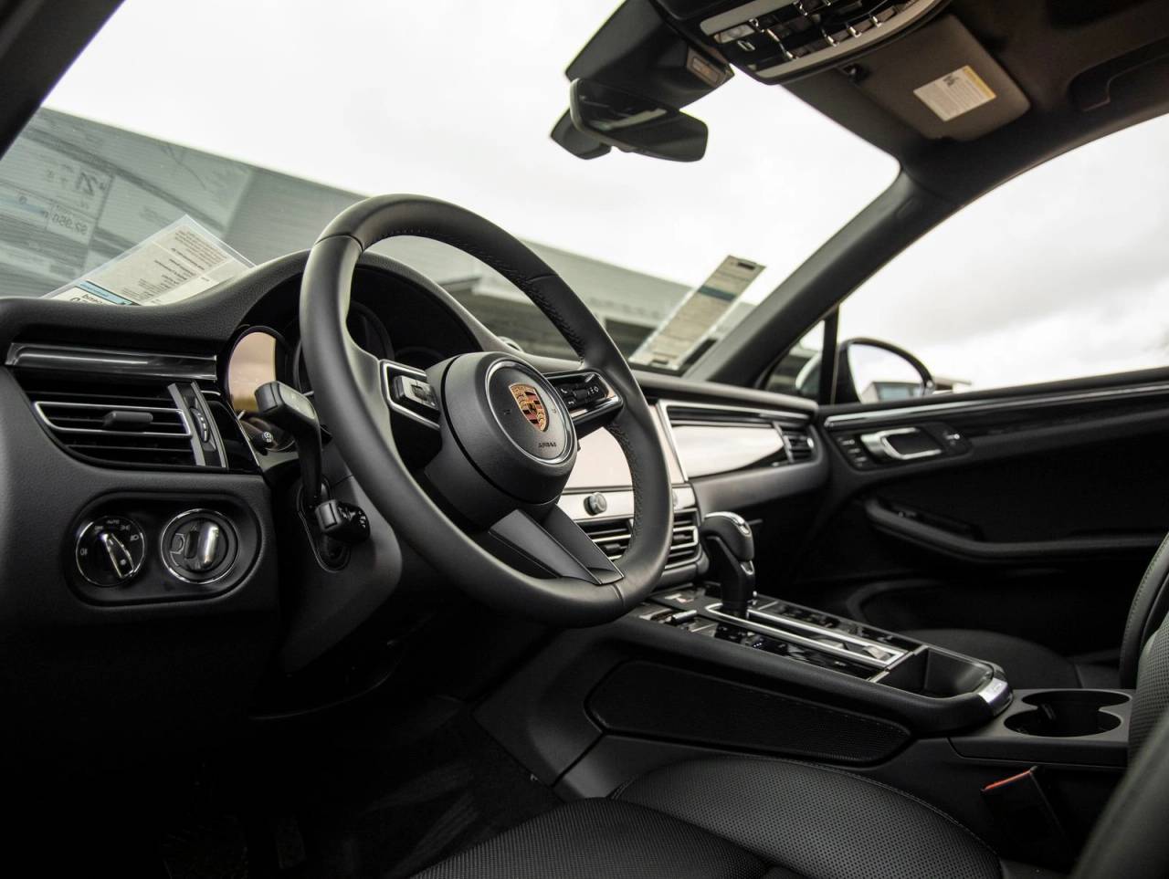 2026 Porsche Macan Macan
